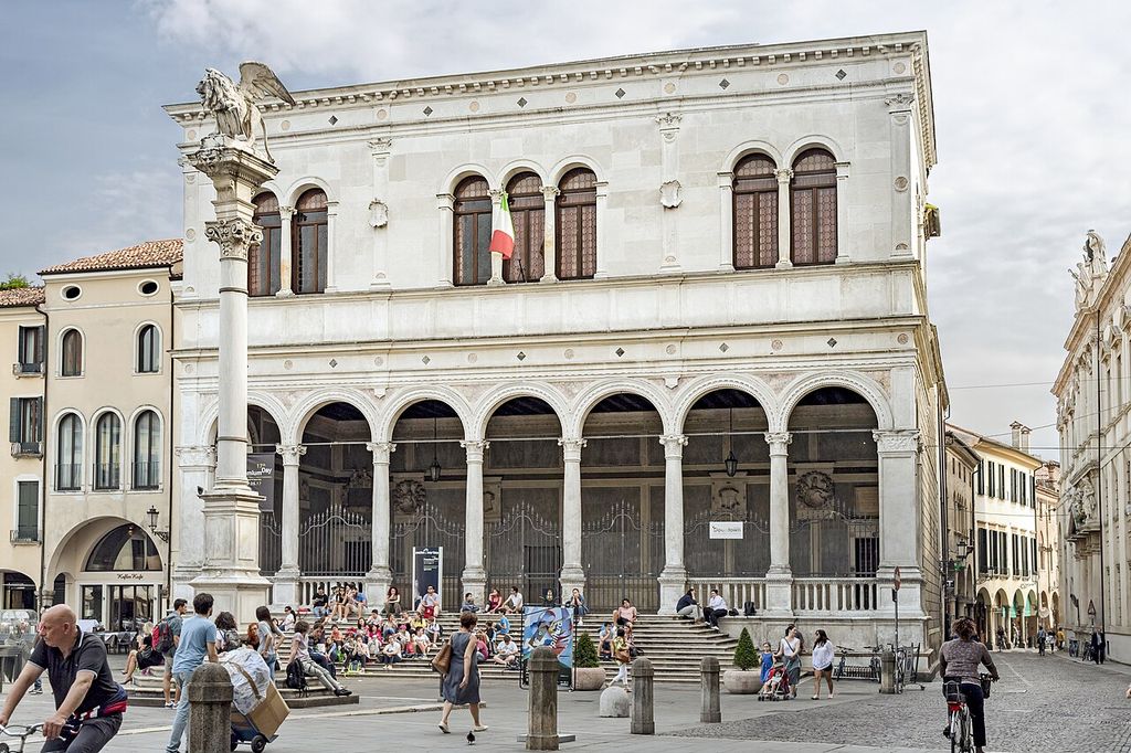 Piazza dei Signori in Padua - Loggia della Gran Guardia begun in 1493 and completed in 1526, showing open loggia architecture
