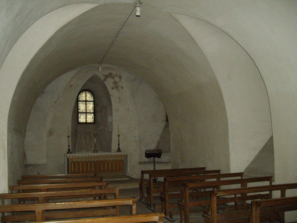 Compare coordinated Gothic systems, glass and inherited sacred ground