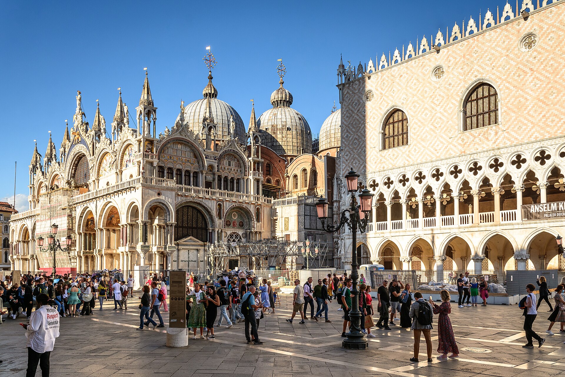 Doge’s Palace architectural view