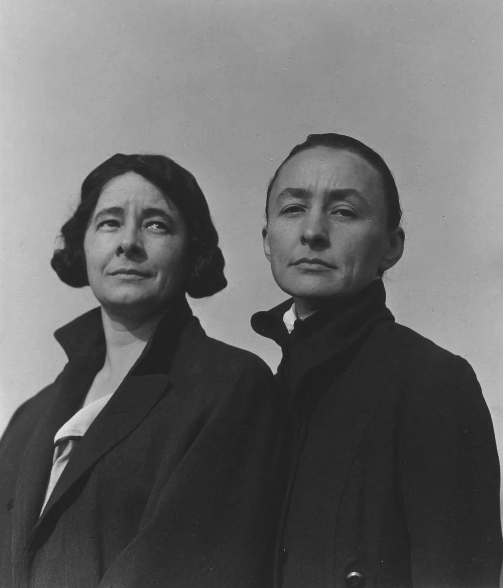 Historic portrait photograph: Georgia and Ida O’Keeffe photographed by Alfred Stieglitz.