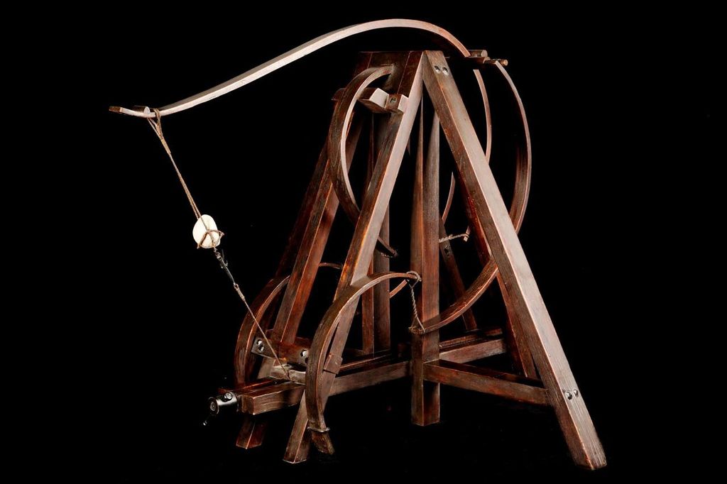 Museumsrekonstruktion einer steinwerfenden Balliste.