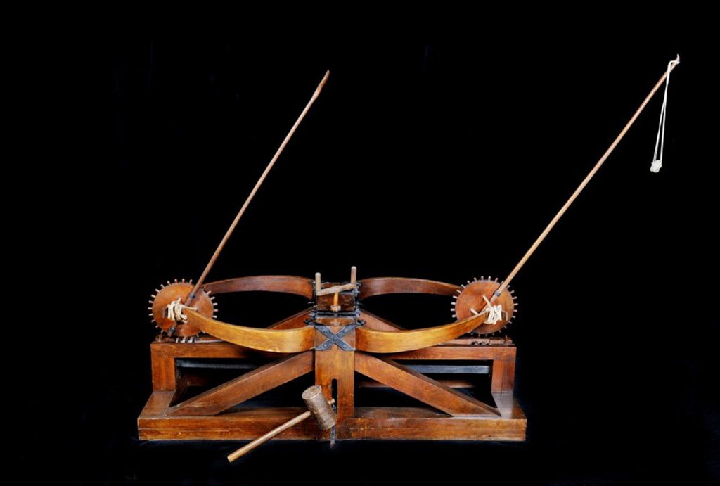 Museumsrekonstruktion von Leonardos Doppelballiste.