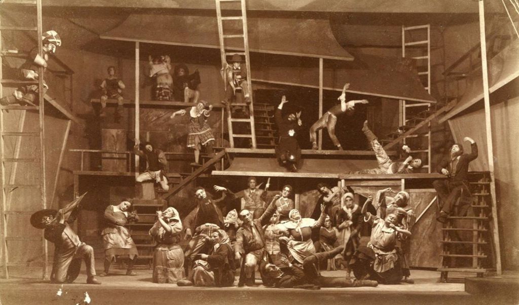 Contextual image of moscow state jewish theatre production in 1922.