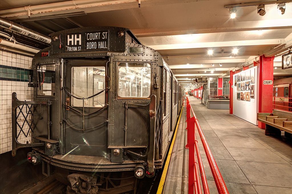 Vintage New York IND subway car