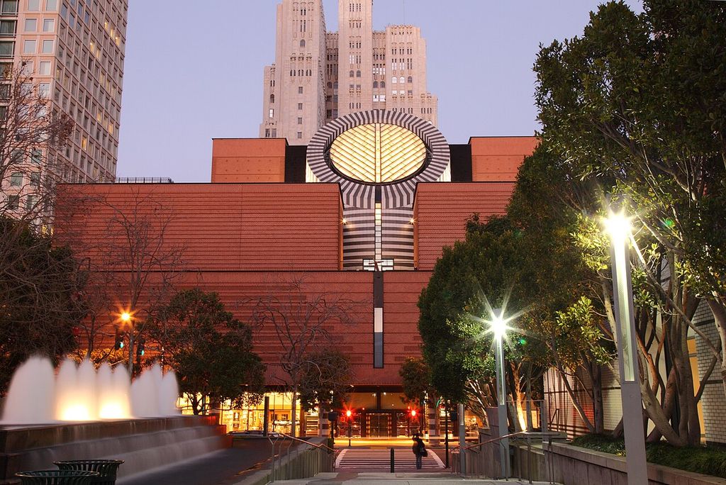 SFMOMA exterior in 2011