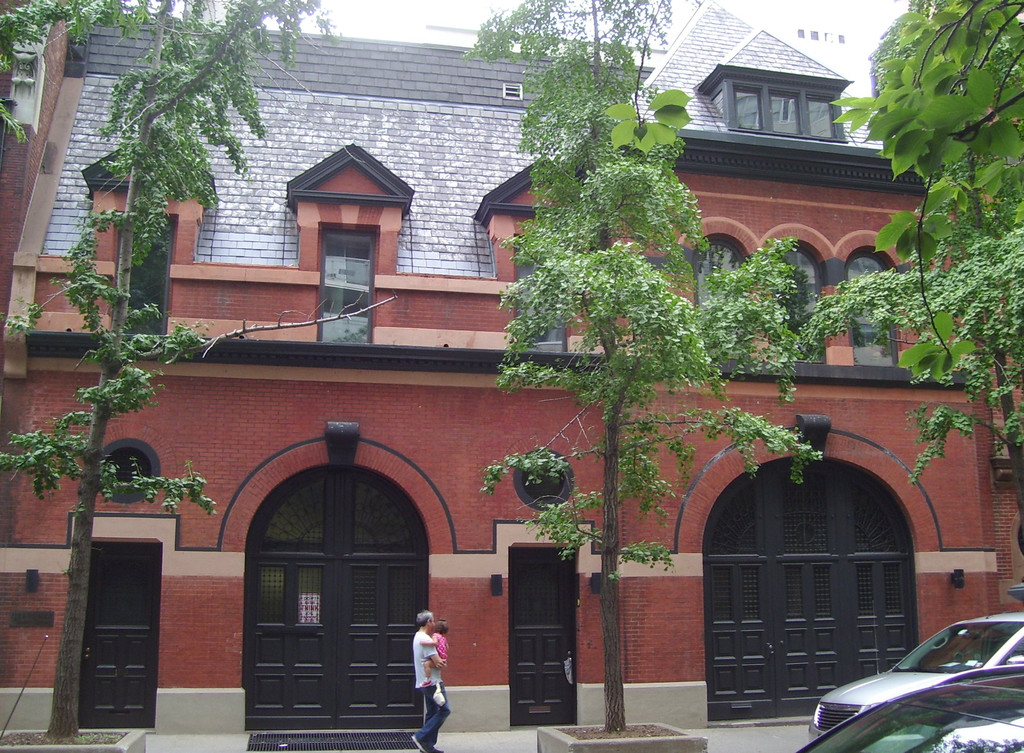 Street view of the red-brick former Rothko studio at 153 East 69th Street.